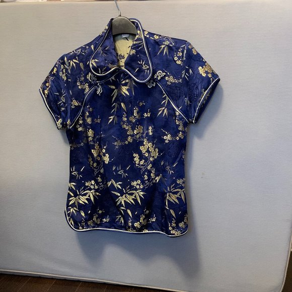 100% Silk/Velvet Size S Floral embroidered blue top (Traditional Chinese design) - Picture 1 of 1